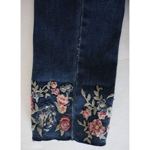 Driftwood Women Sz 25 Med. Wash Colette Floral Embroidered Cuffed Crop Jeans - Picture 7 of 10